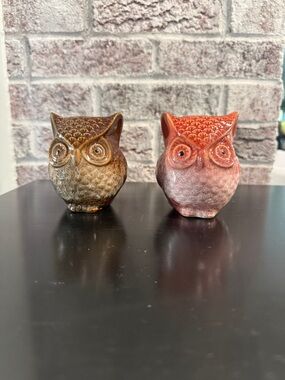 Set of 2 Ceramic Owl Figurines - Brown & Coral